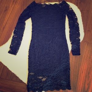 H&M Off the Shoulder Bodycon Lace Dress